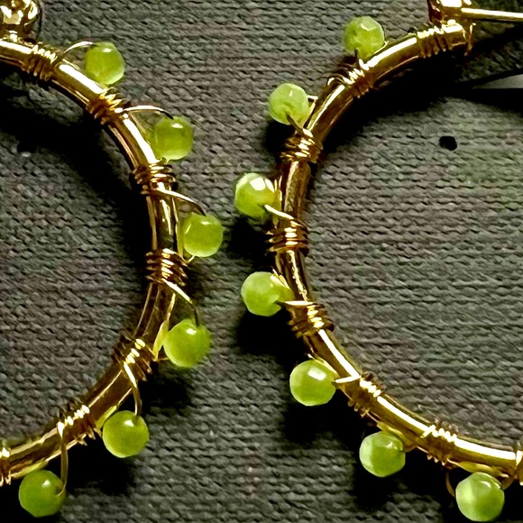 😺 Genuine Cat’s Eye Gold Tone Hoop Earrings by Cookie Lee - Picture 6 of 8